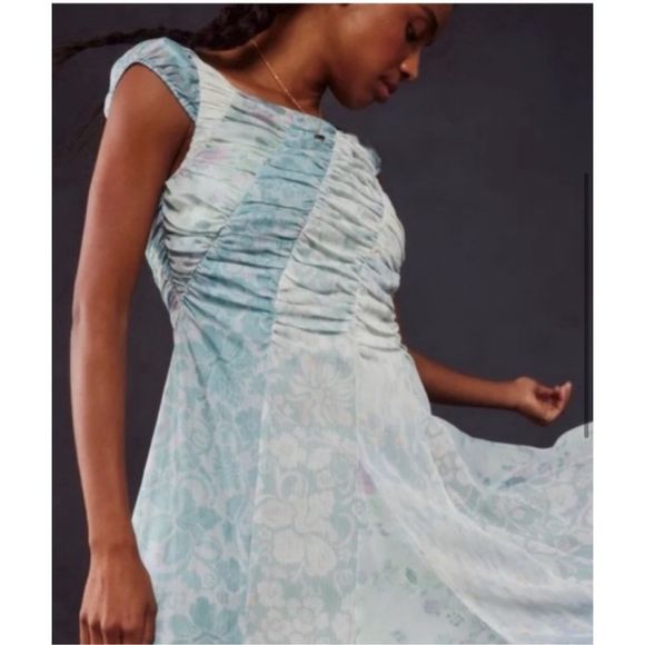 Free People Heart To Heart Floral Midi Dress in Ocean Combo Size 10 NWOT - Picture 2 of 8